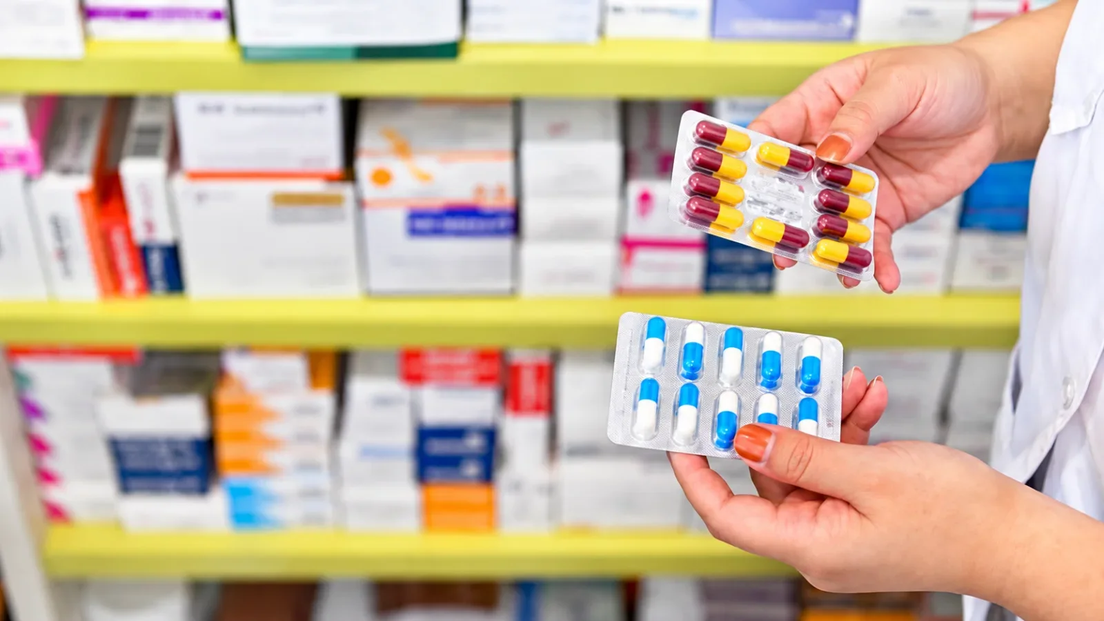 Colegio Médico alerta por escasez y calidad de medicamentos en Tarija