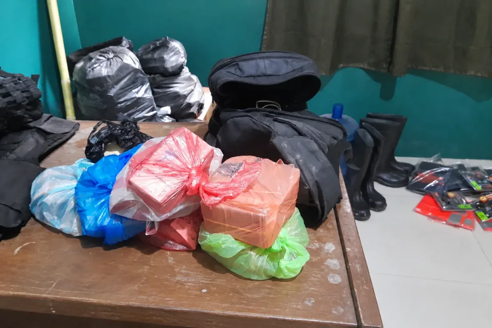 Policía detiene a conductor con más de Bs 700.000 en una mochila en El Torno