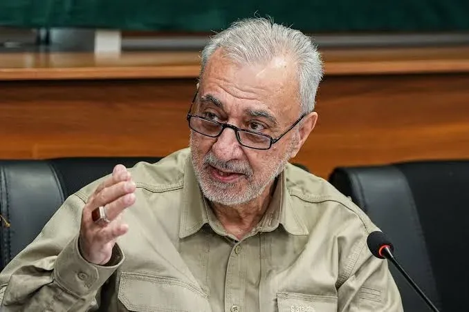El régimen de Irán nombró a un nuevo ministro de Defensa tras ocho meses de guerra
